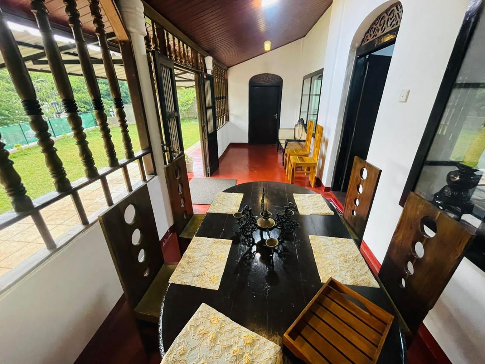 Lake Classical Guest House Kandy Buitenkant foto