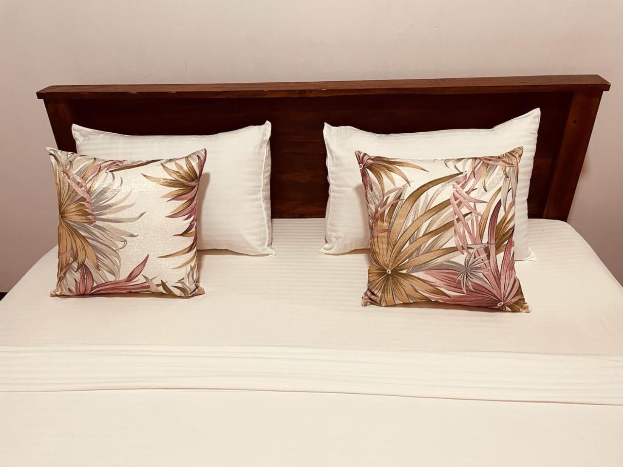 Lake Classical Guest House Kandy Kamer foto