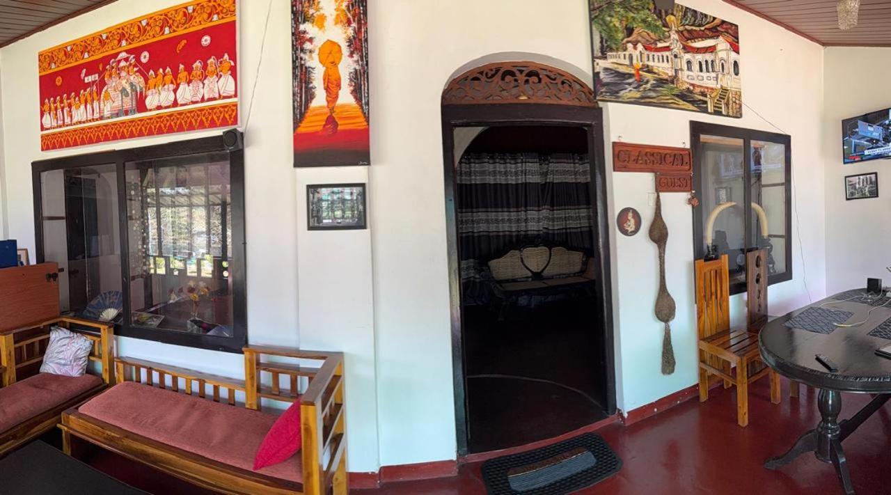 Lake Classical Guest House Kandy Buitenkant foto