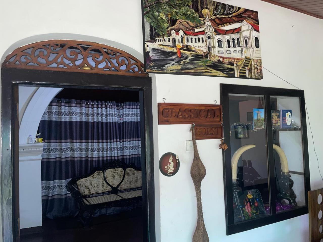 Lake Classical Guest House Kandy Buitenkant foto